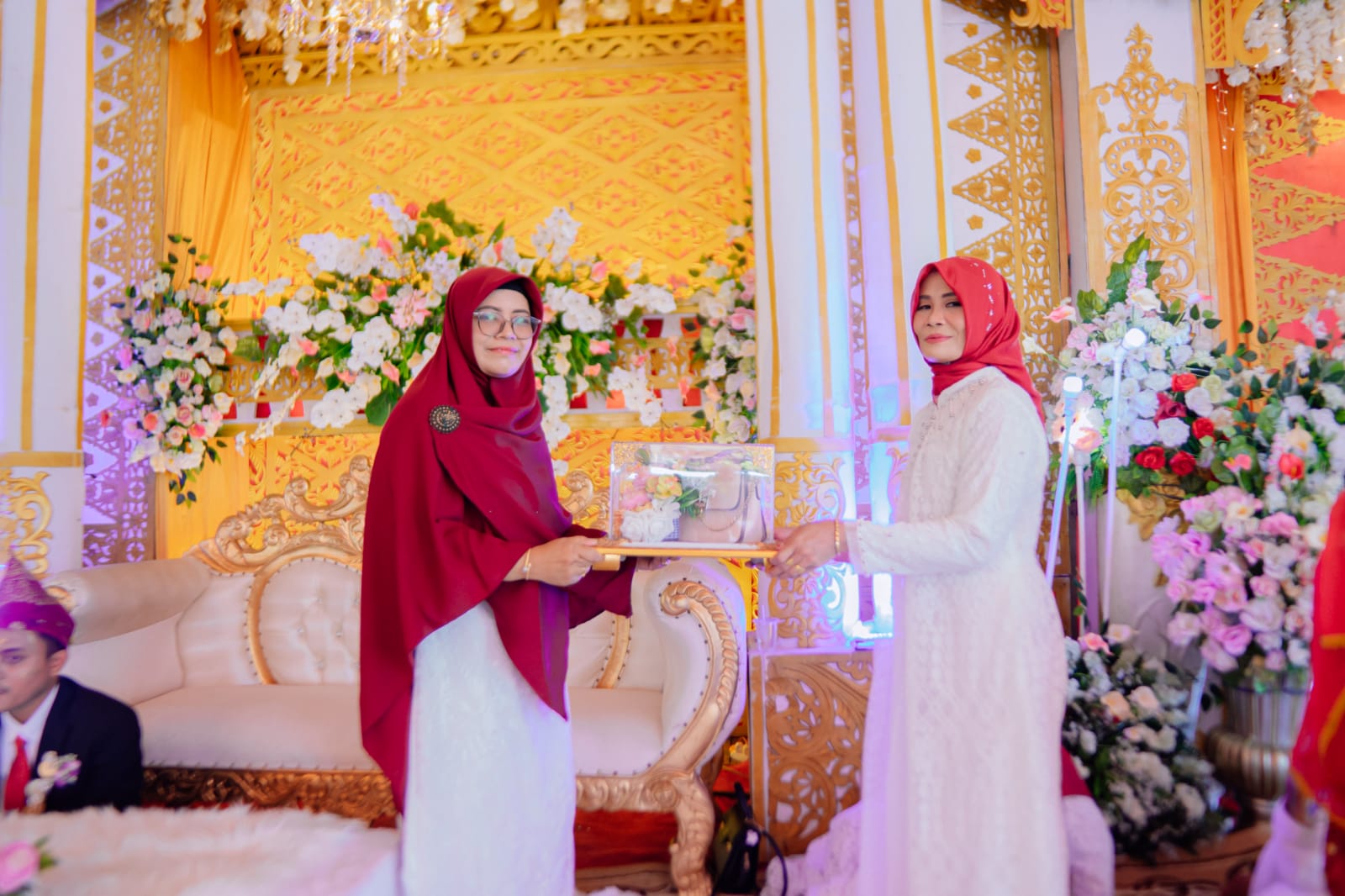 Faros & Tika 20