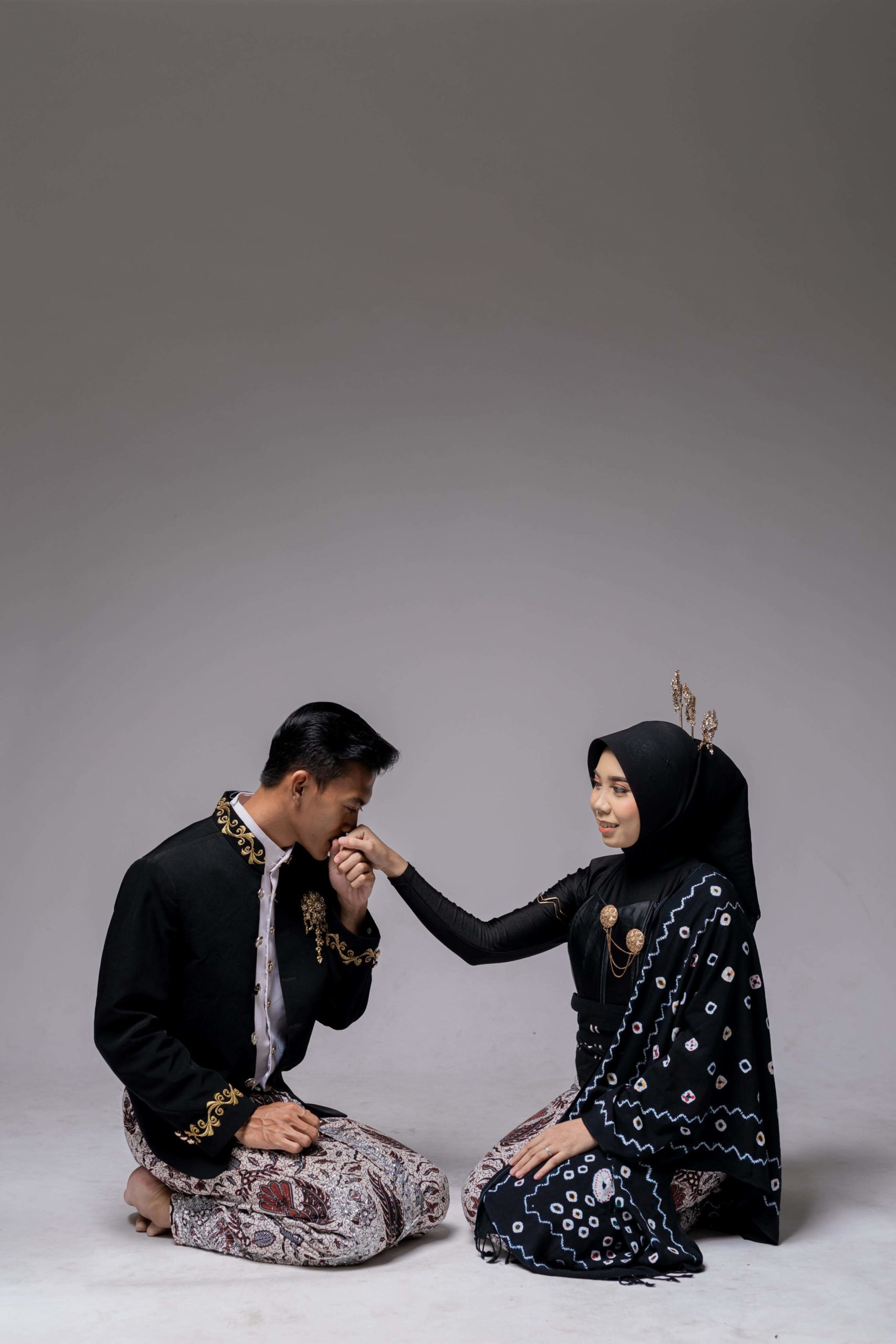 Linda & Huda 8 (1)