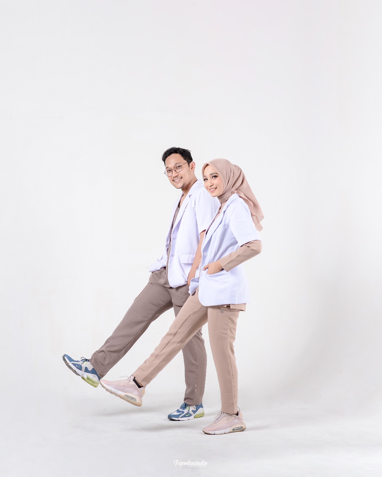 Mita & Akil 3
