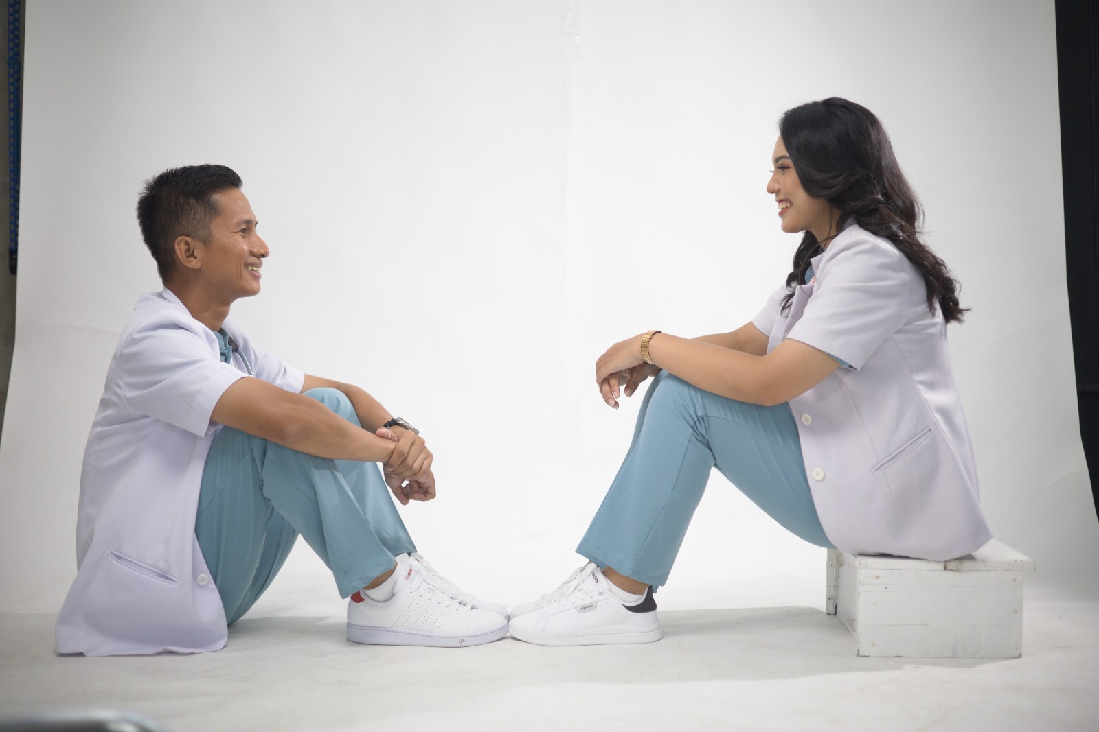 David & Novi 13