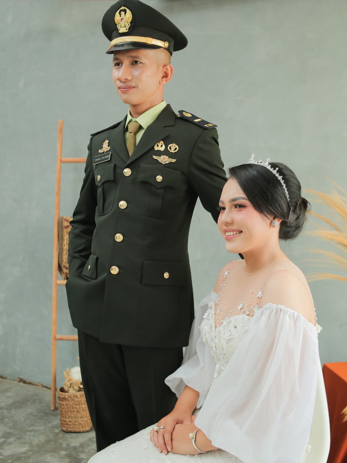 David & Novi 4