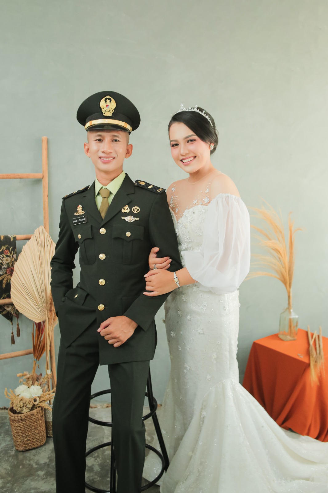 David & Novi 5