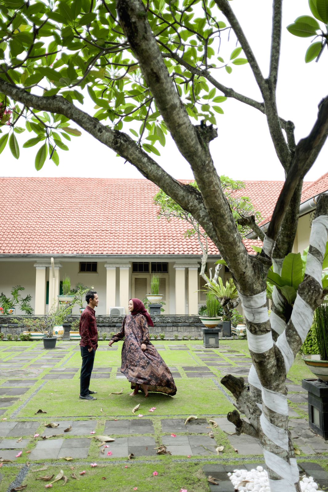 Ite & Ega 12