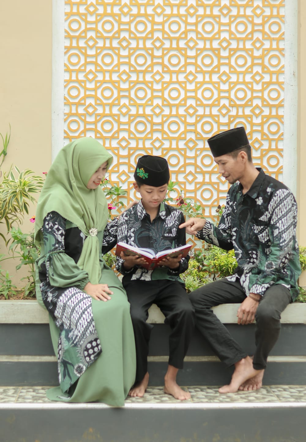 KH- Farel 12