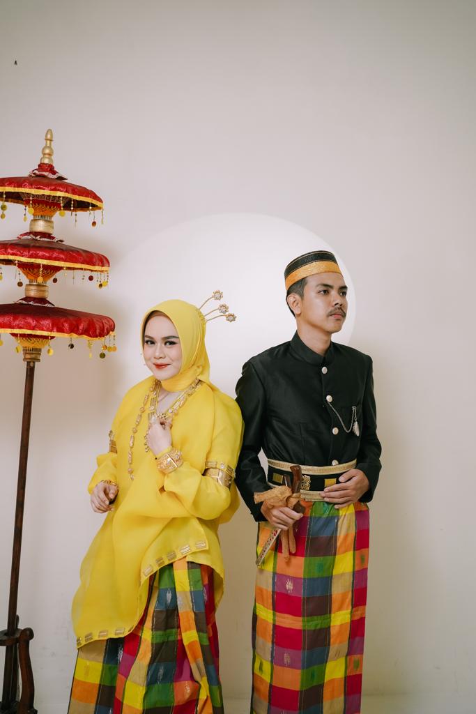 Putri & Abi 2