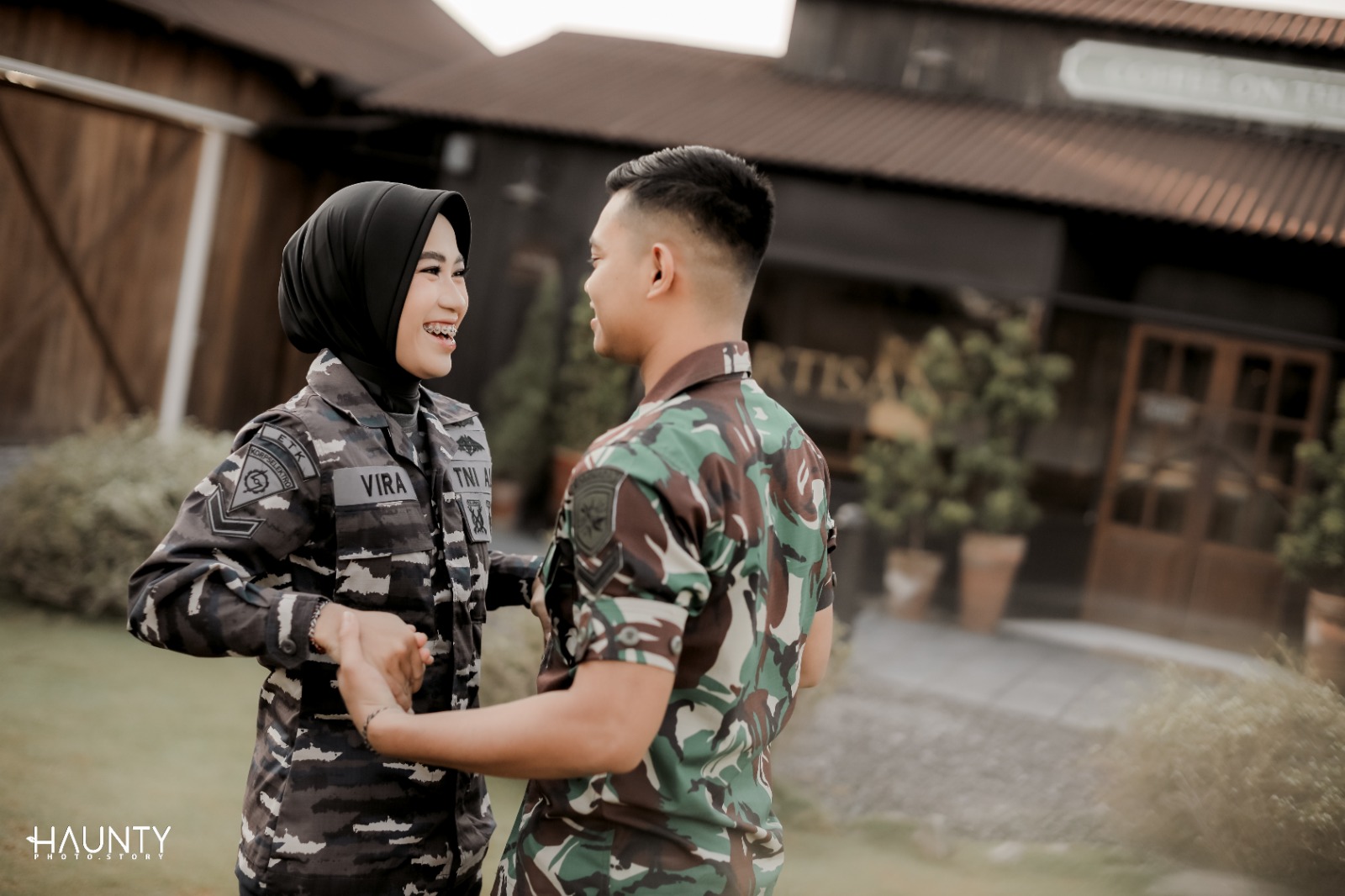 Hilmi & Vira 1