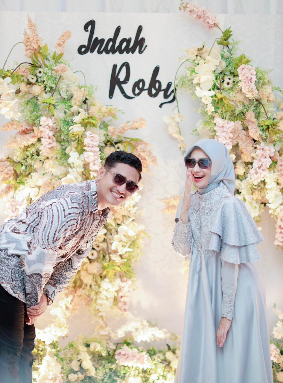 Indah & Roby 12