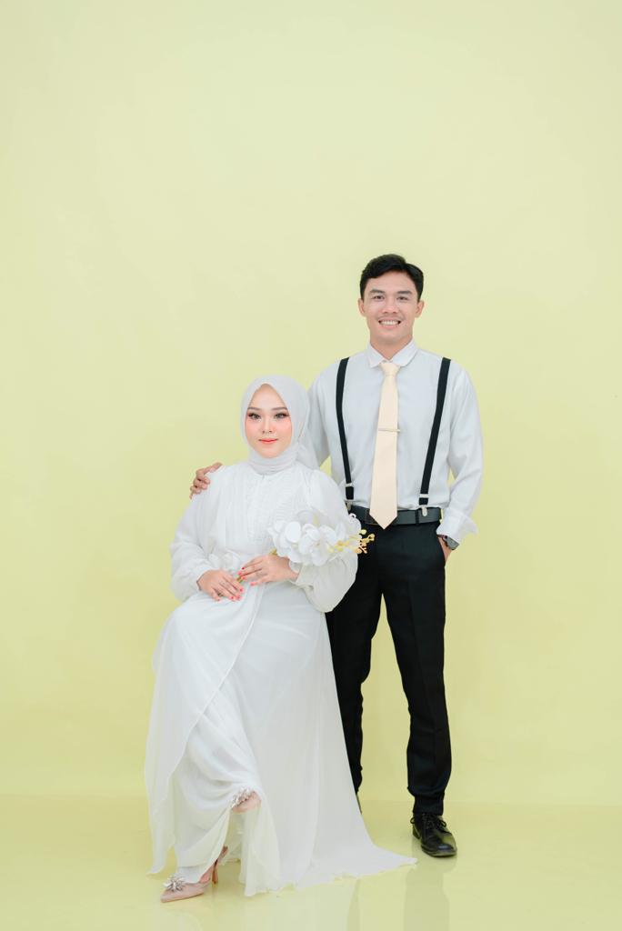 Putri & Hendra 12