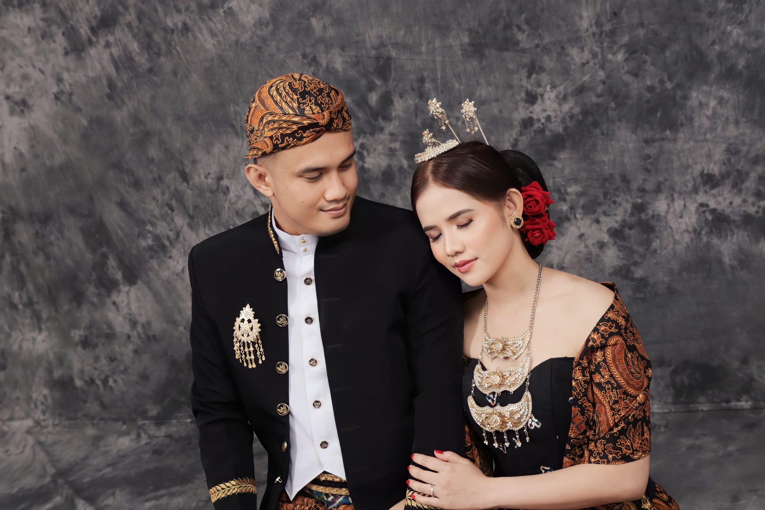 Refina & Indra 11