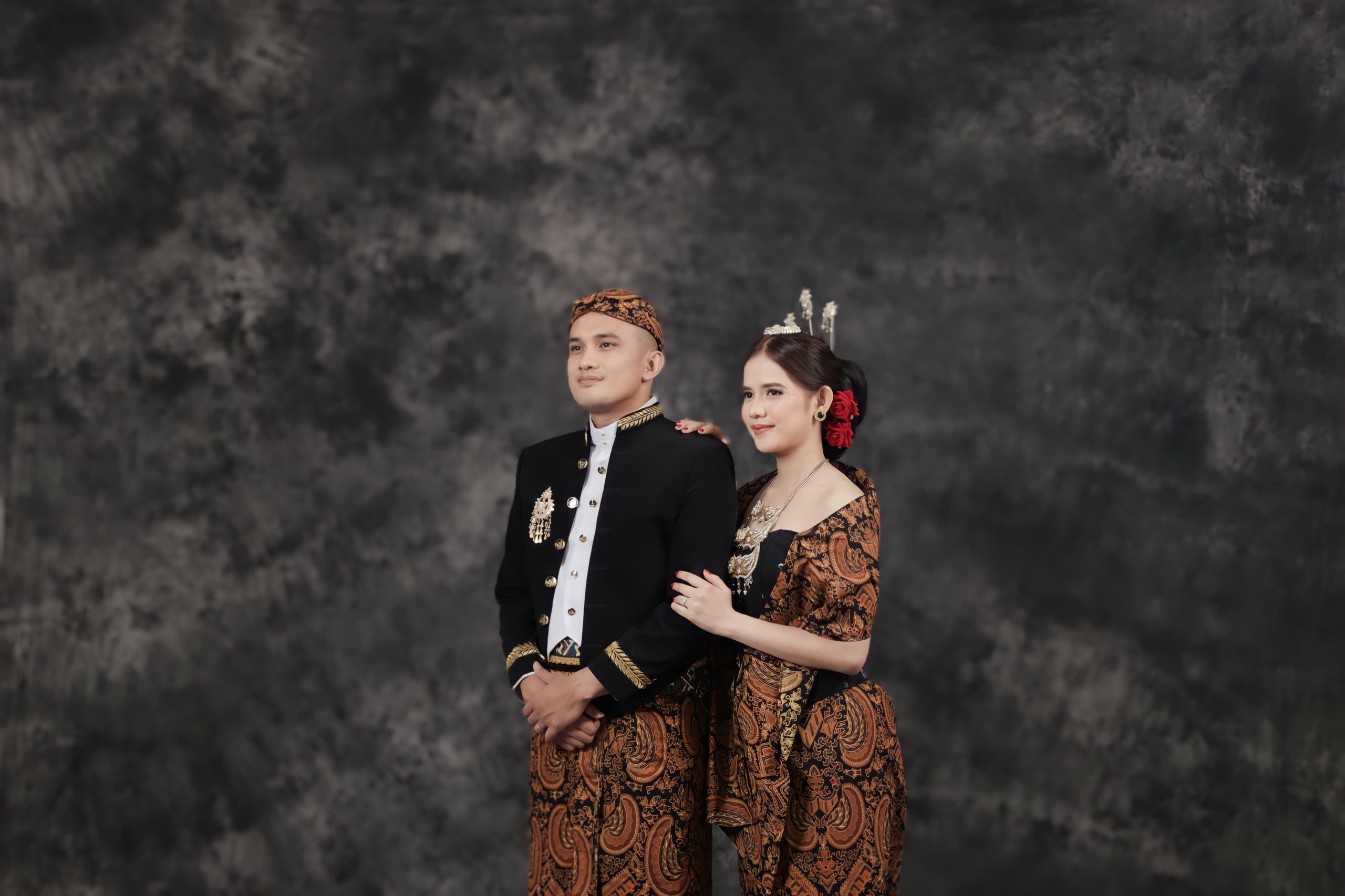 Refina & Indra 13
