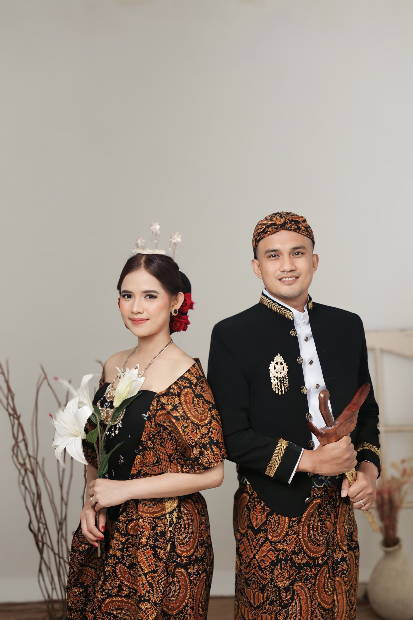 Refina & Indra 4