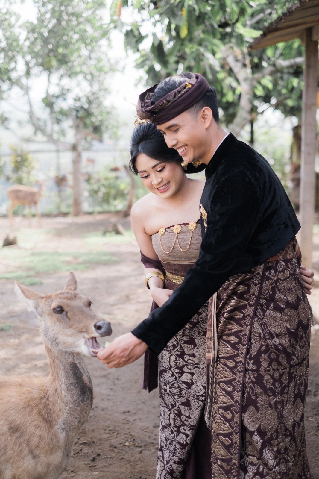 Yoga & Dila 5