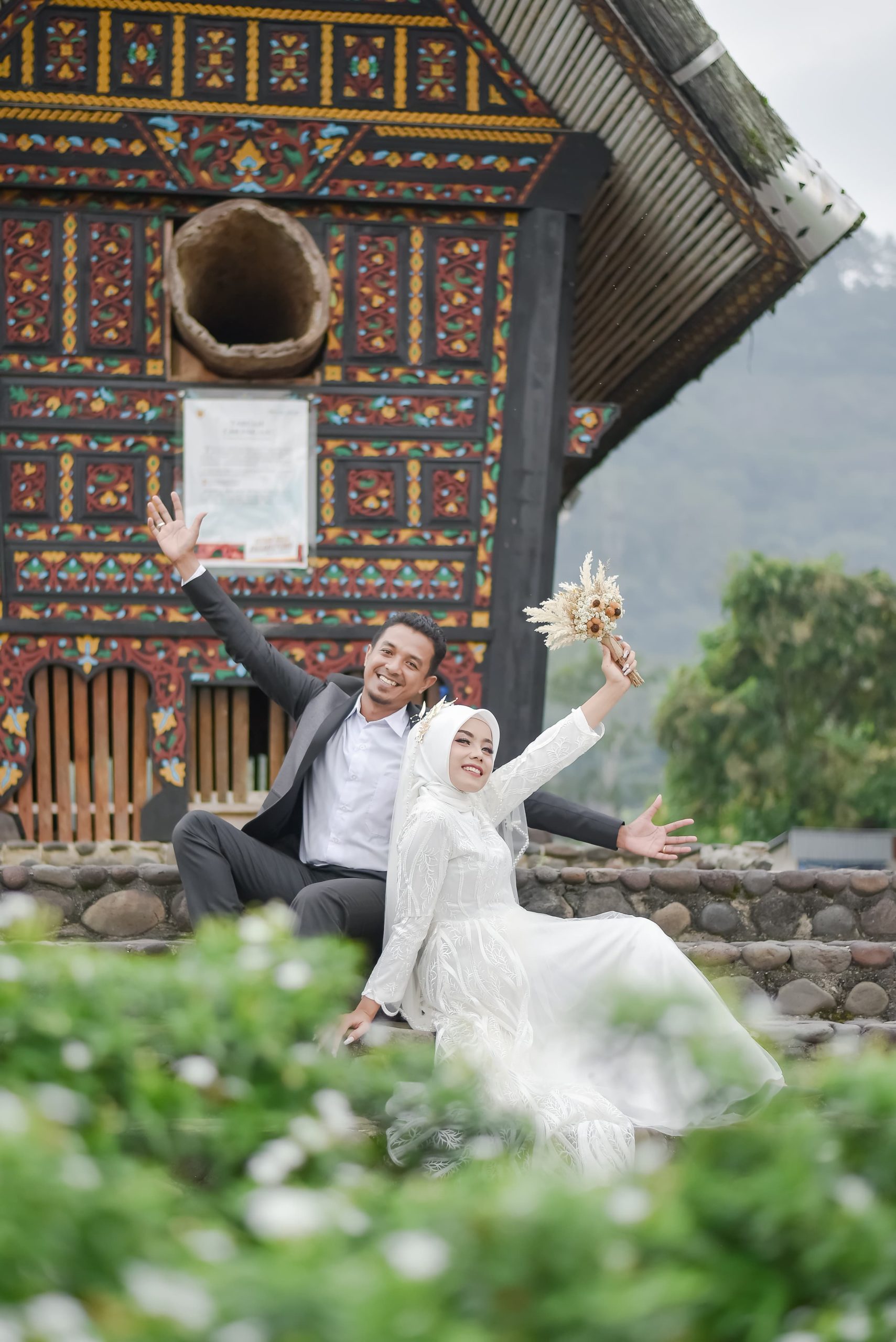 Anton & Tari 1