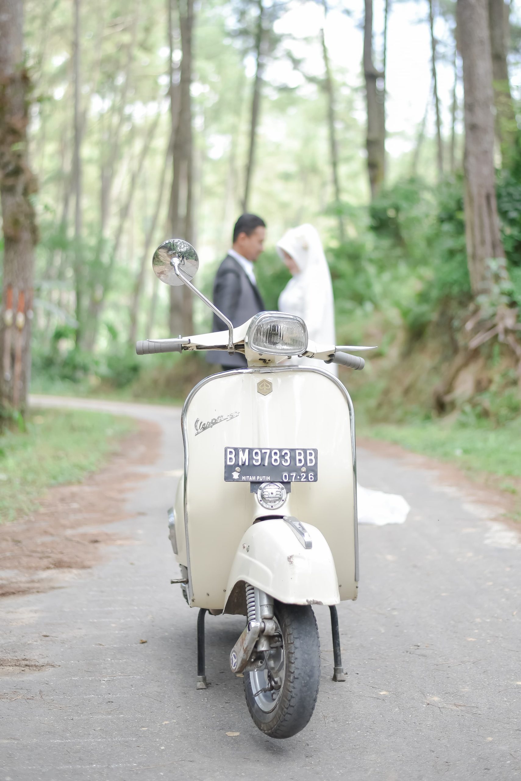 Anton & Tari 18