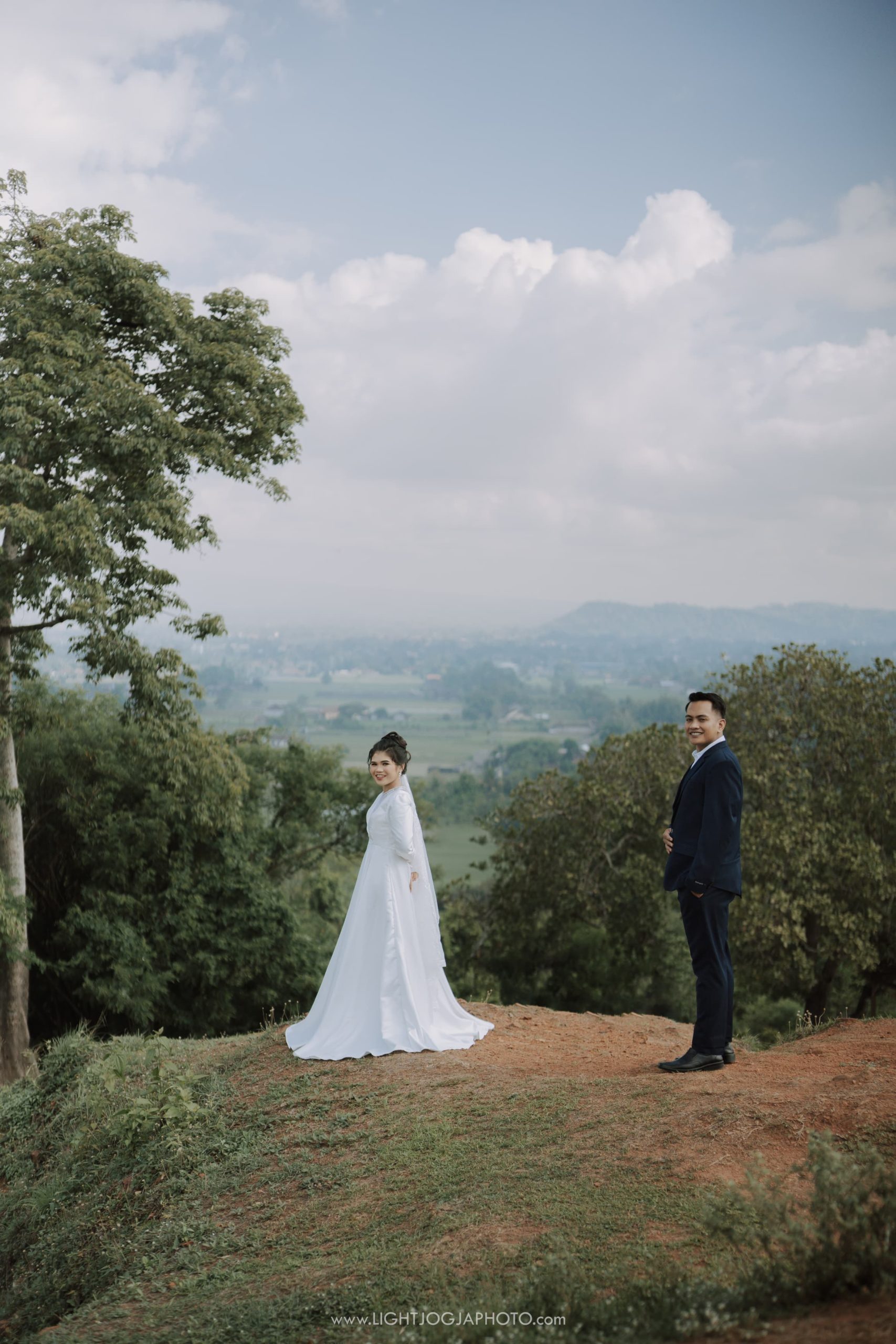 Dennis & Mentari 12