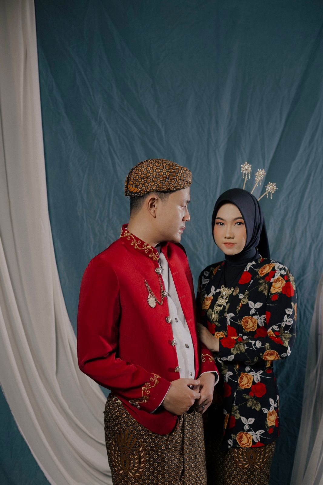 ELFIRA & DIMAS 3