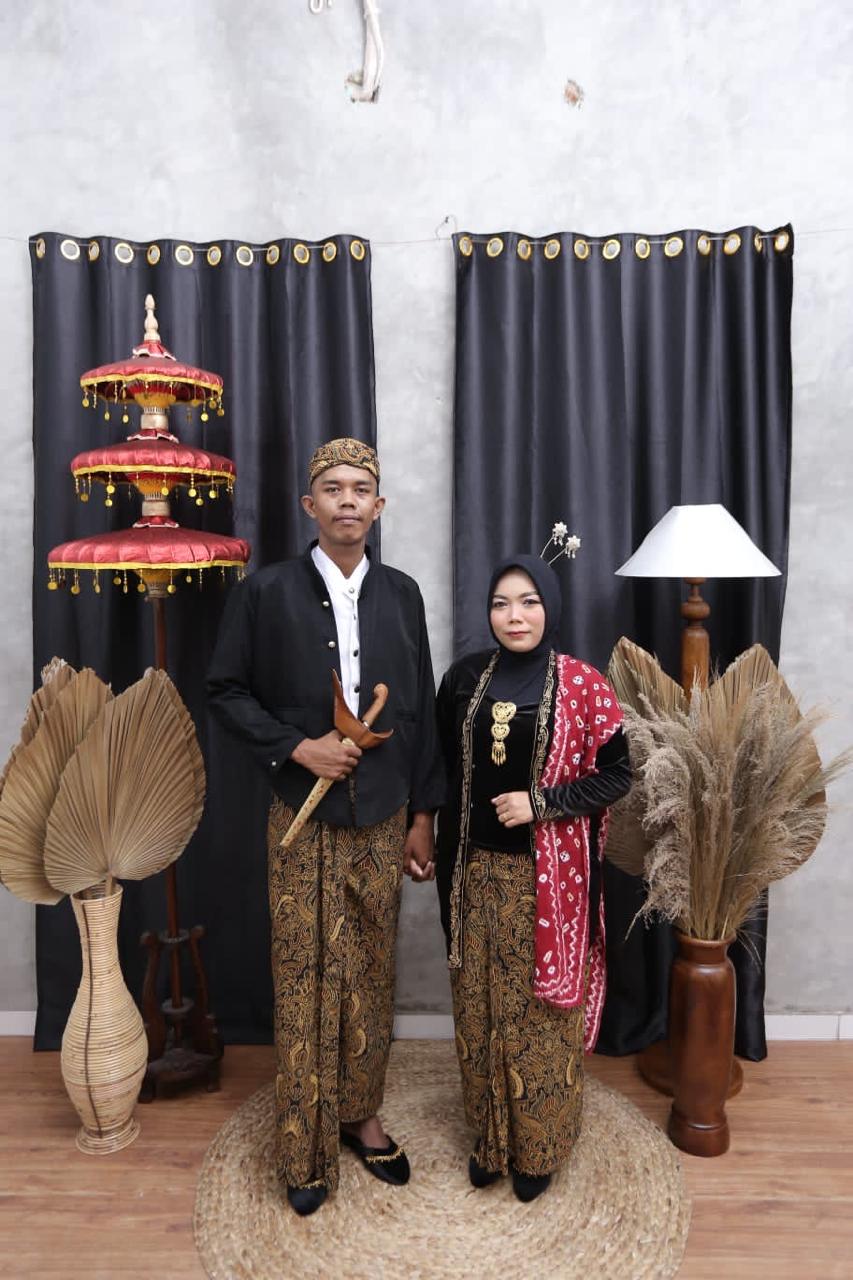 Faizal & Putri 12
