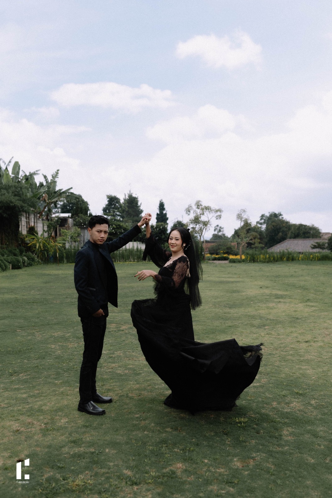 Giwa & Isty 13