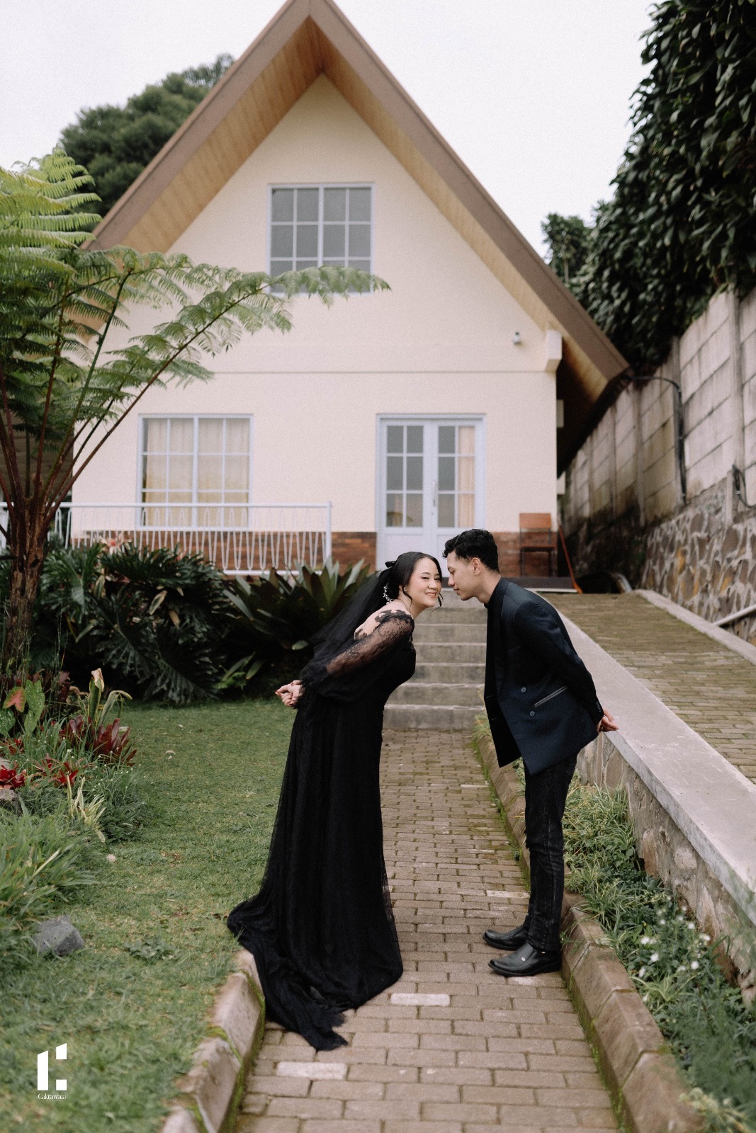 Giwa & Isty 14