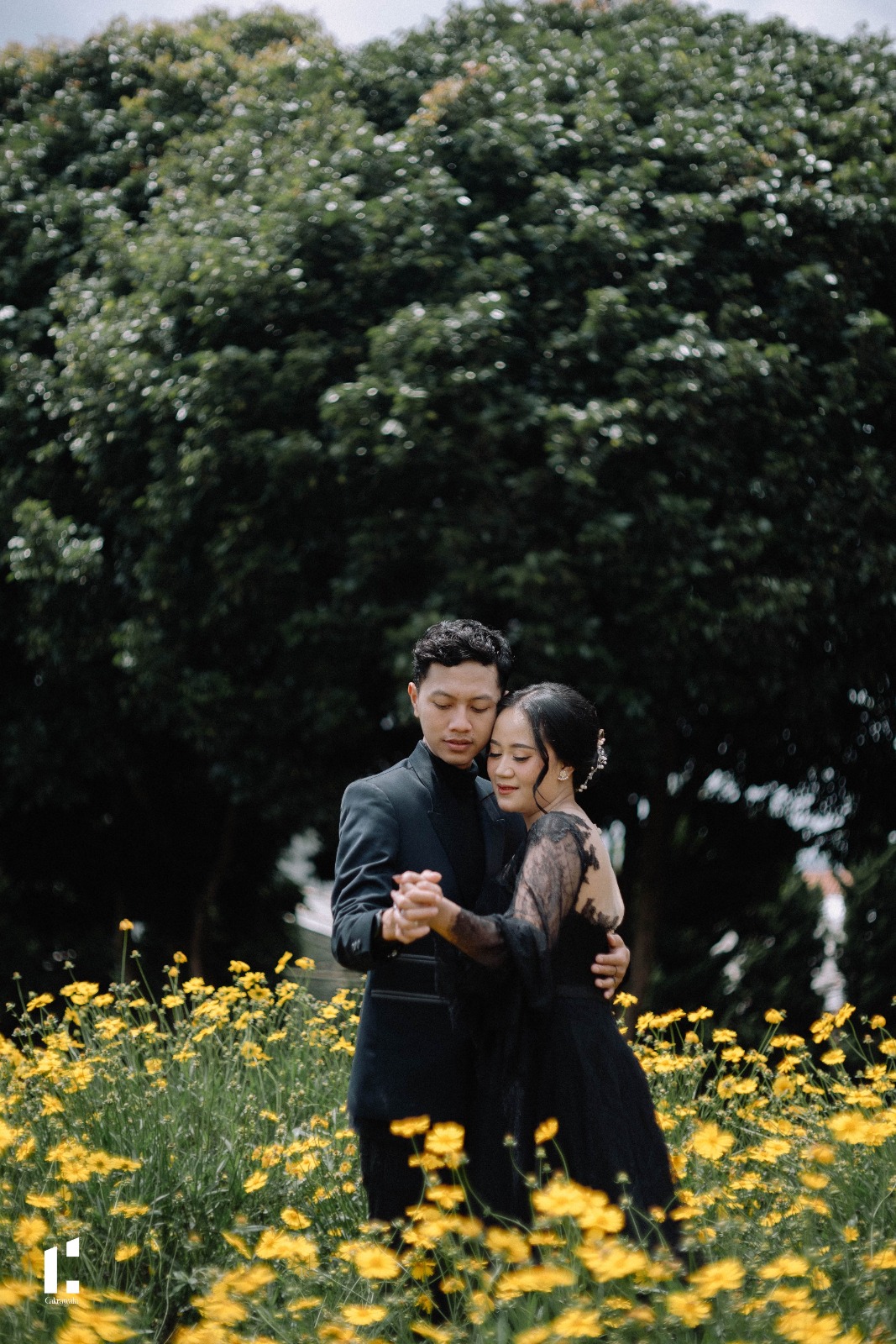Giwa & Isty 16