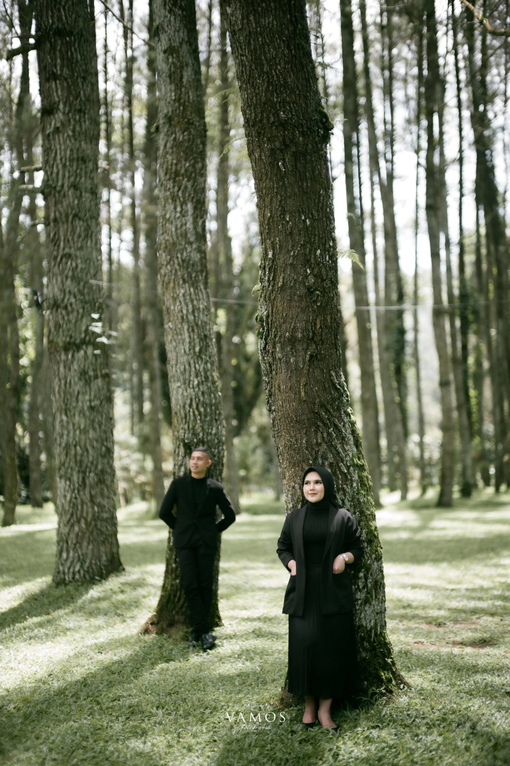 Lilis L & Aji F 15