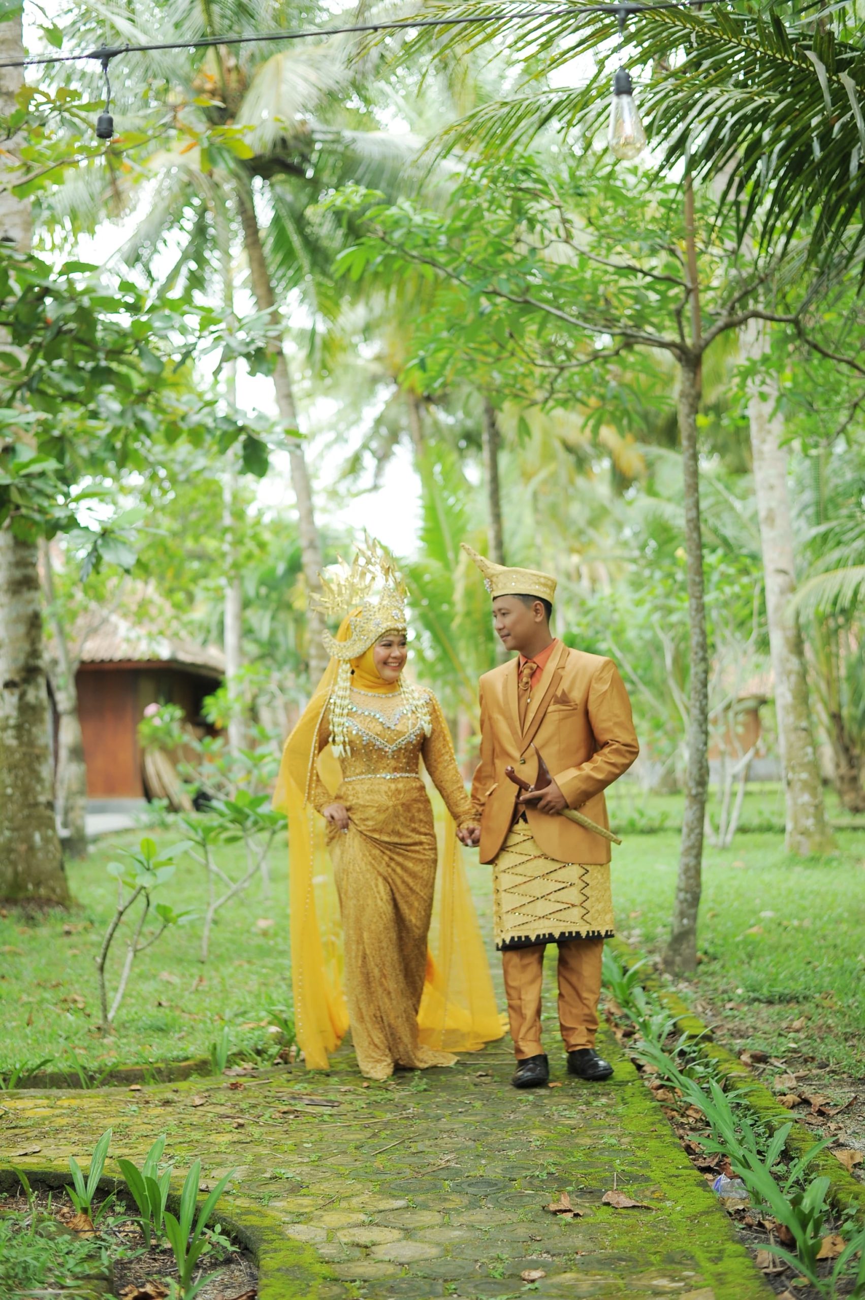 Reyna & Revie 8
