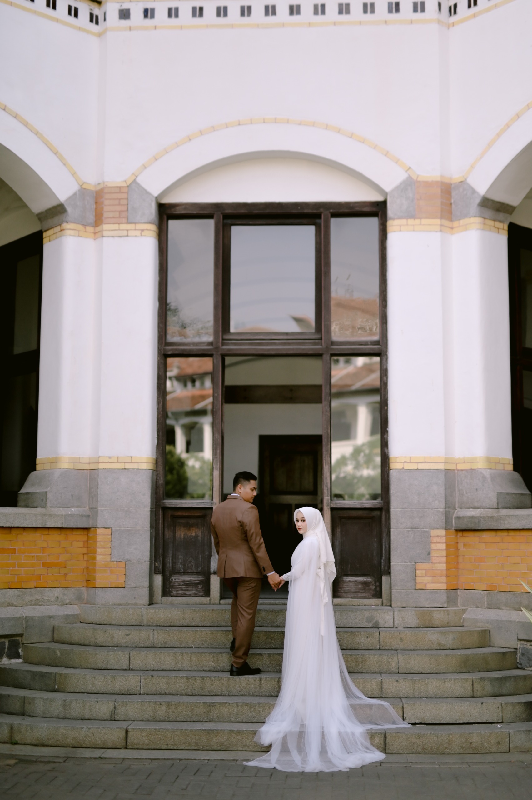 Vania & Dhimas 13