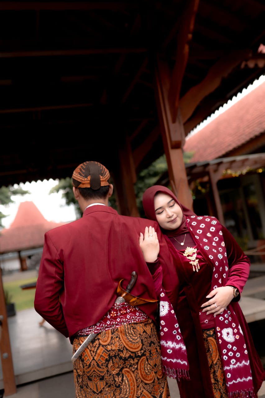 Ega & Hendra 10