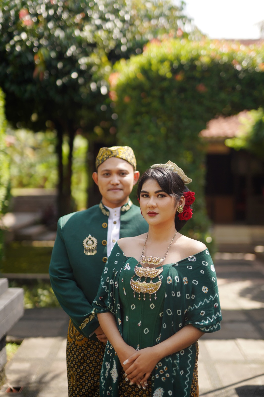 Devi & Lukie 5