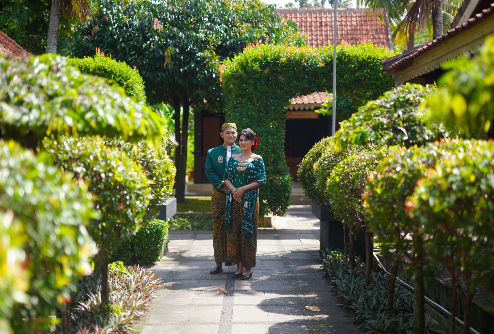 Devi & Lukie 8
