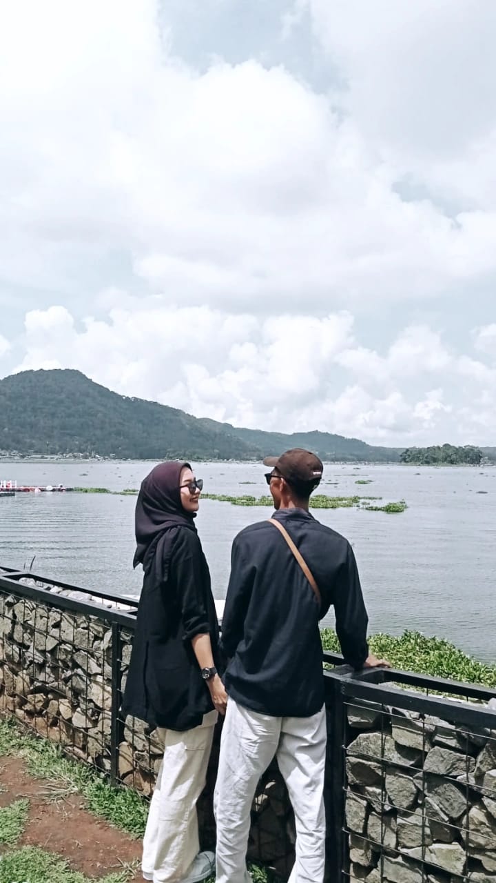 Mira & Yaya 2