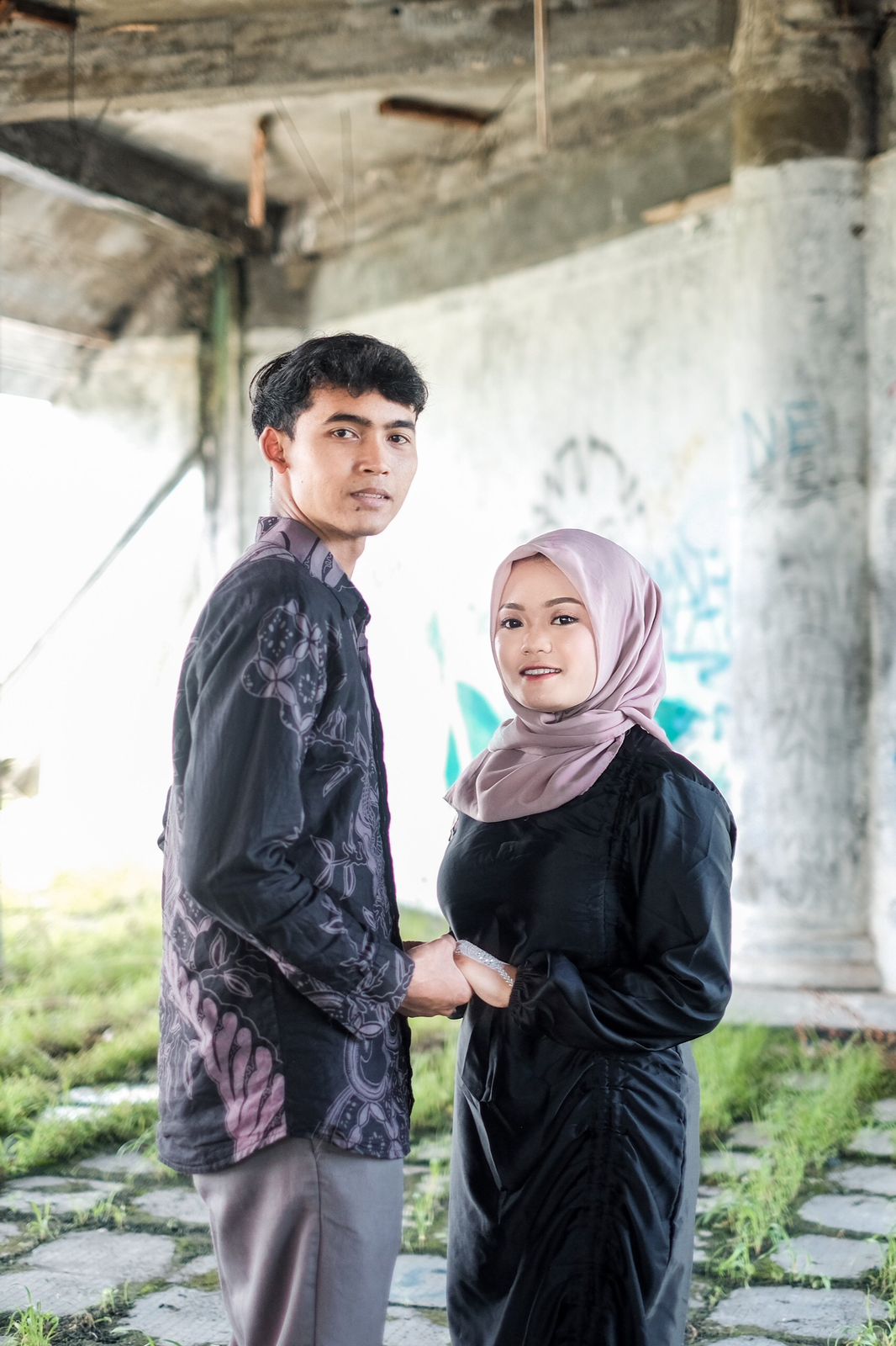 Yesi & Nadhif 2
