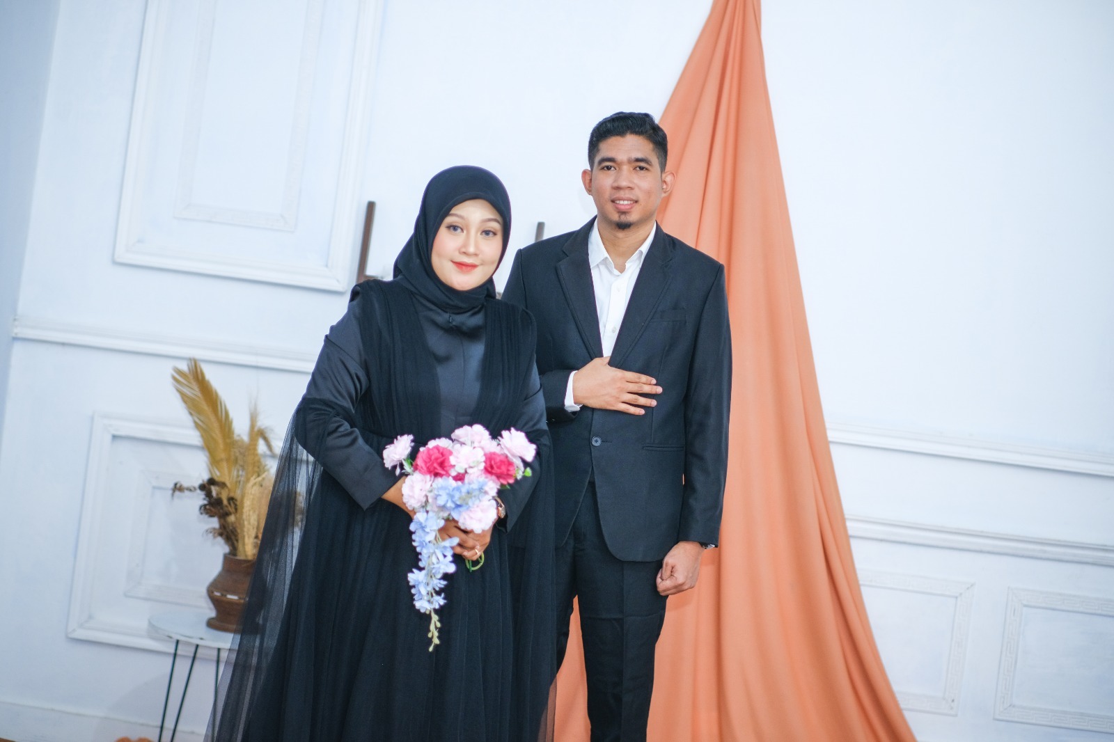 Ana & Eman 18