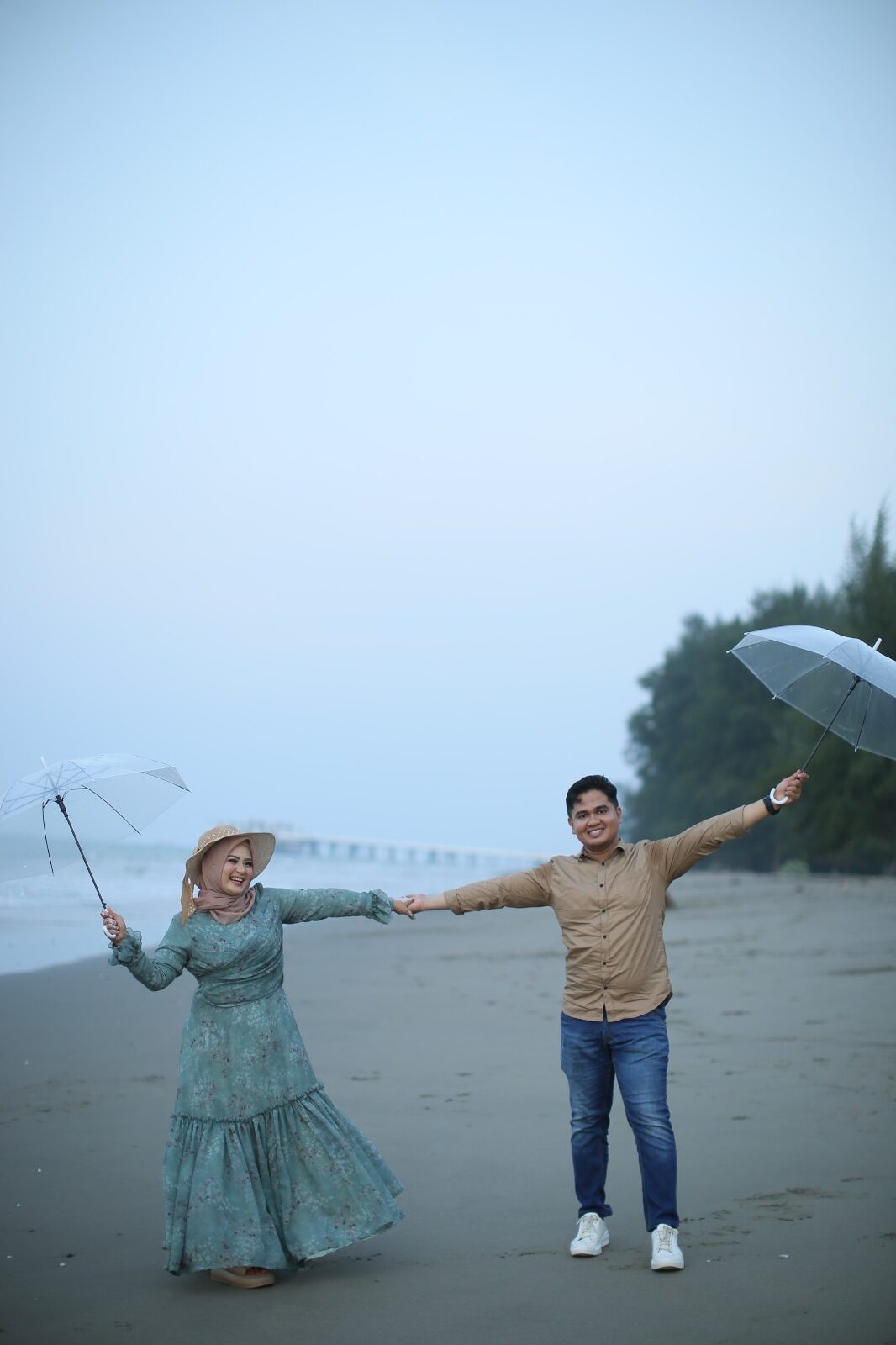 Anis & Faisal 16