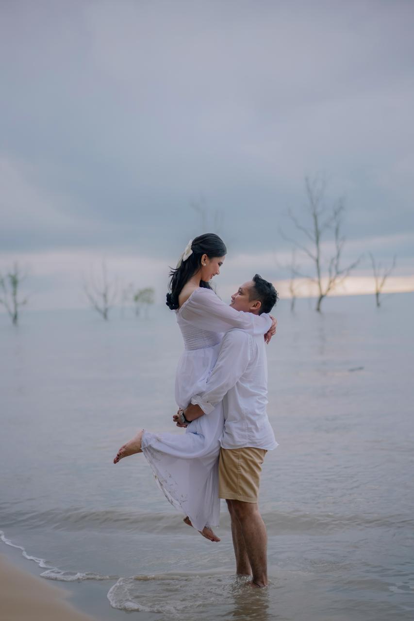Dina & Heri 15