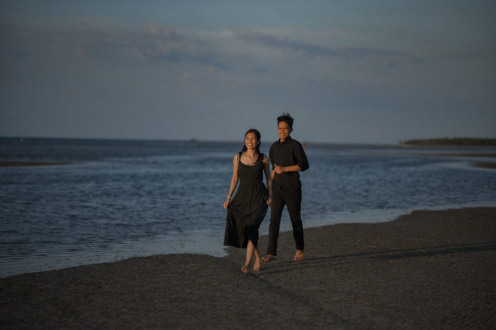 Domi & Tasya 18