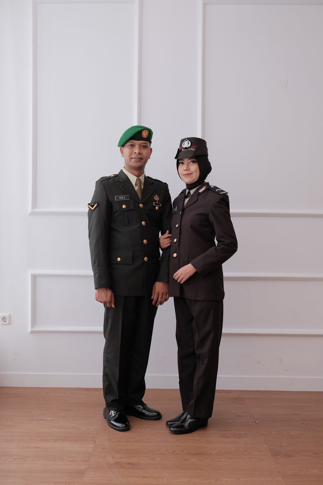 Eldi & Lia 8