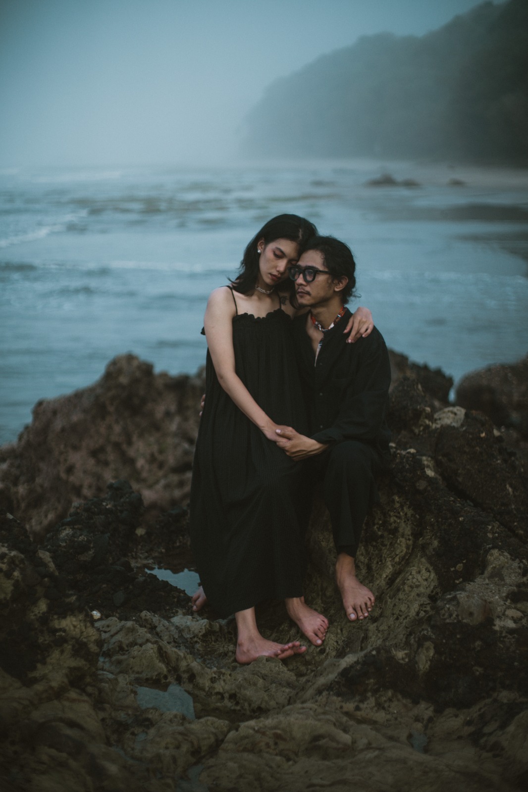 Alvian & Novita 12