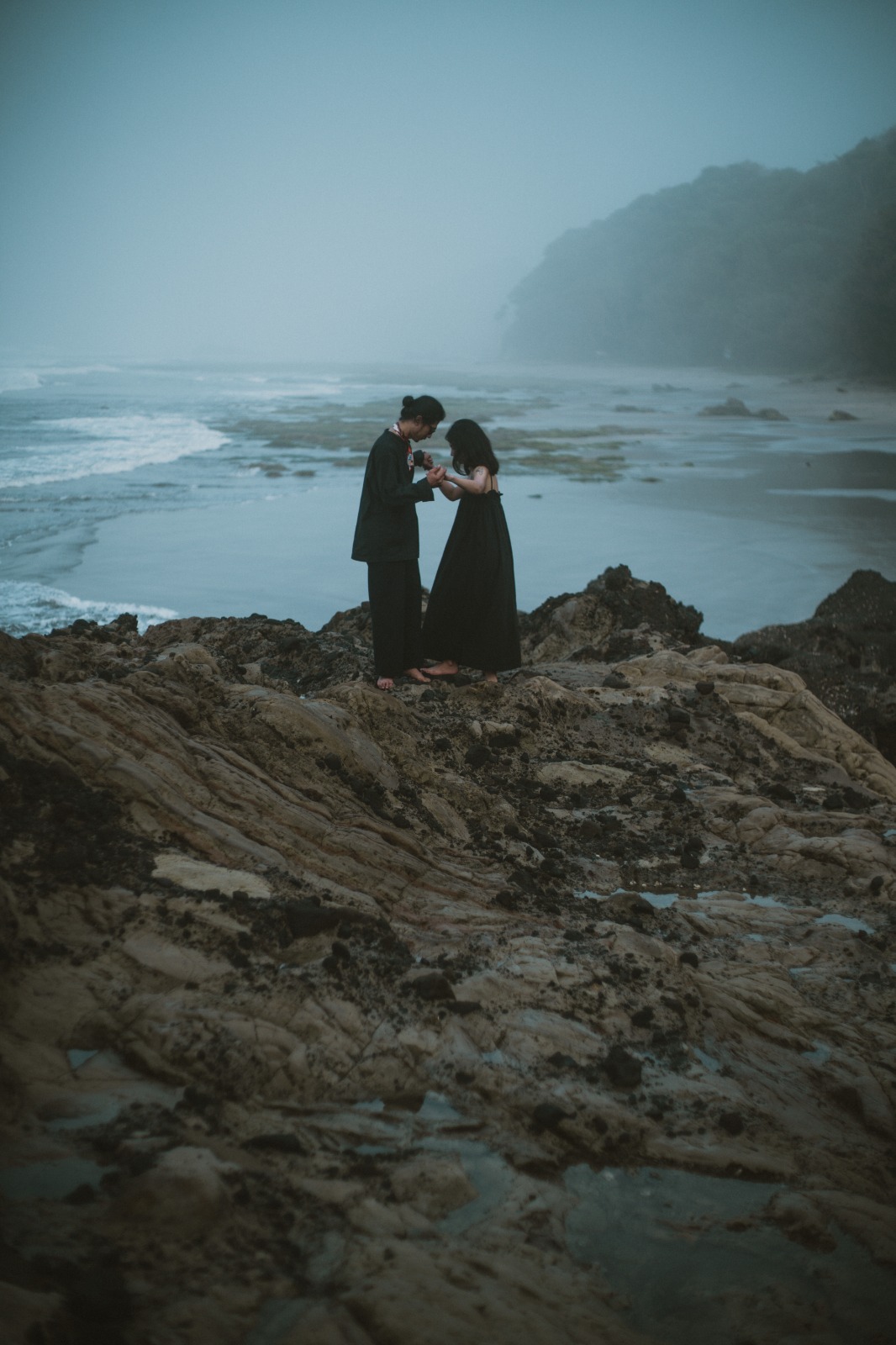 Alvian & Novita 13