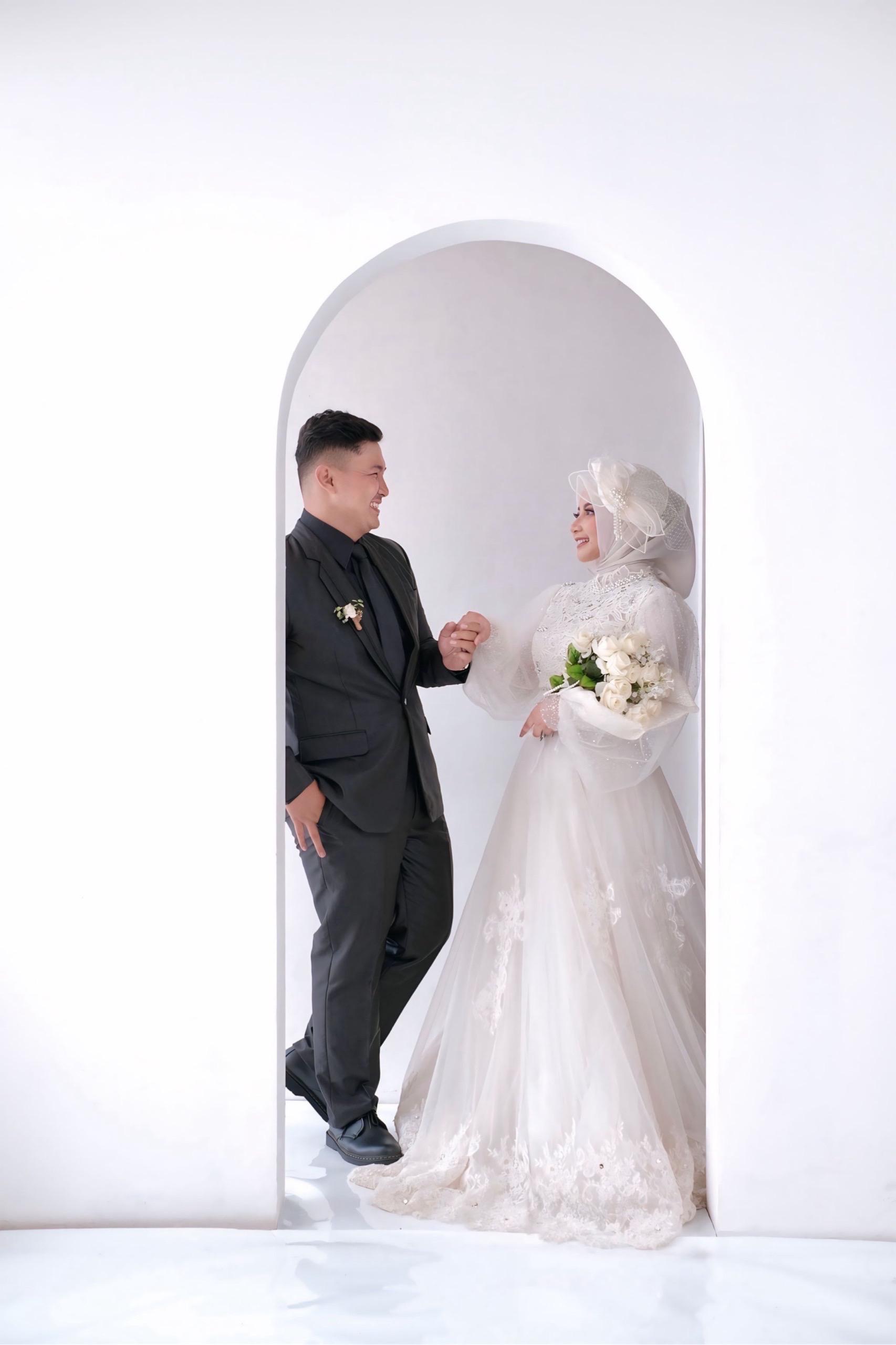Alya & Taofik 1 home