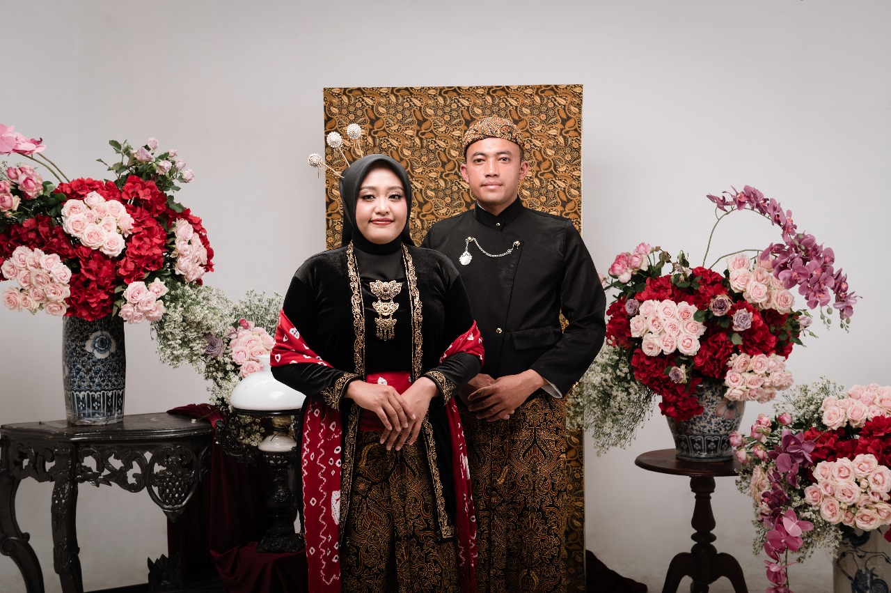 Devi & Yudha 3