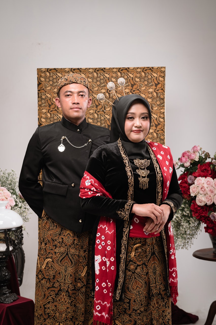 Devi & Yudha 6