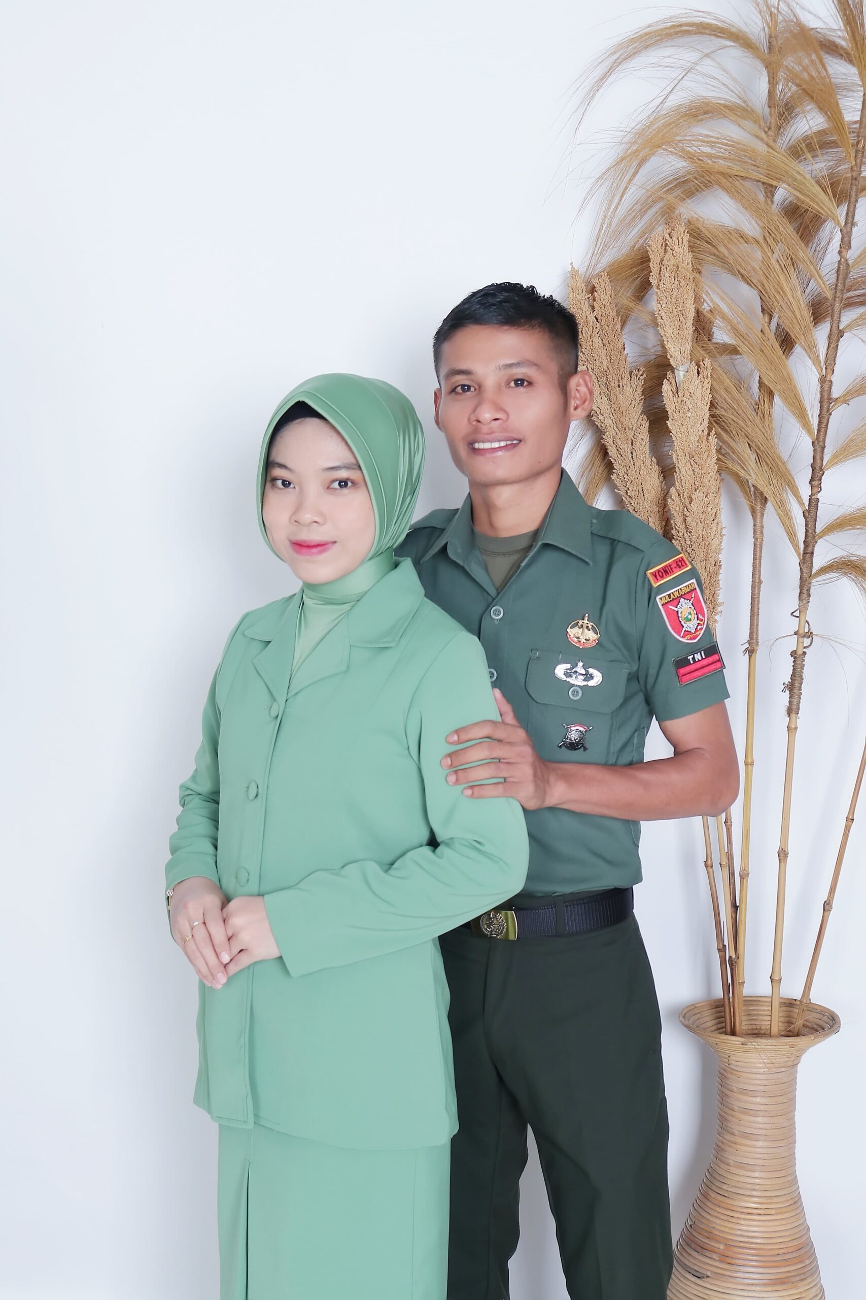 Dewi & Ifan 1
