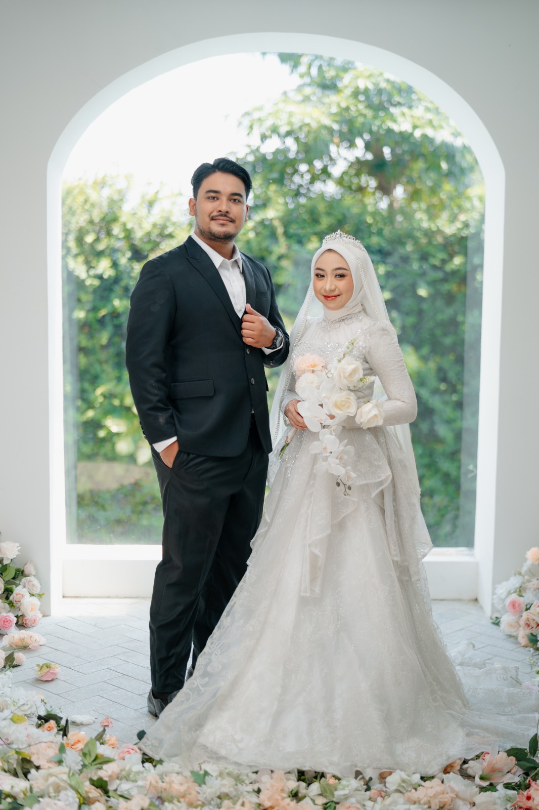 Eka & Aji 4