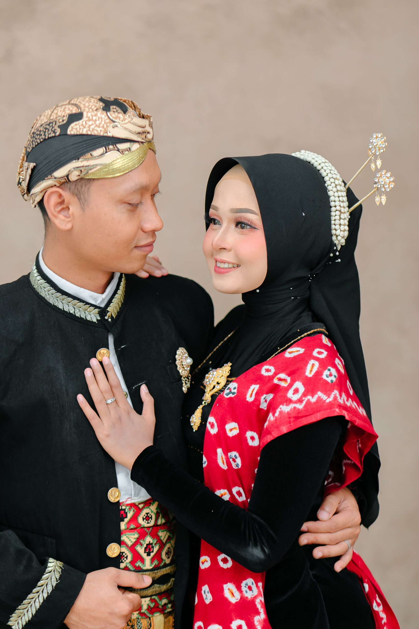 Latif & Ajeng 2