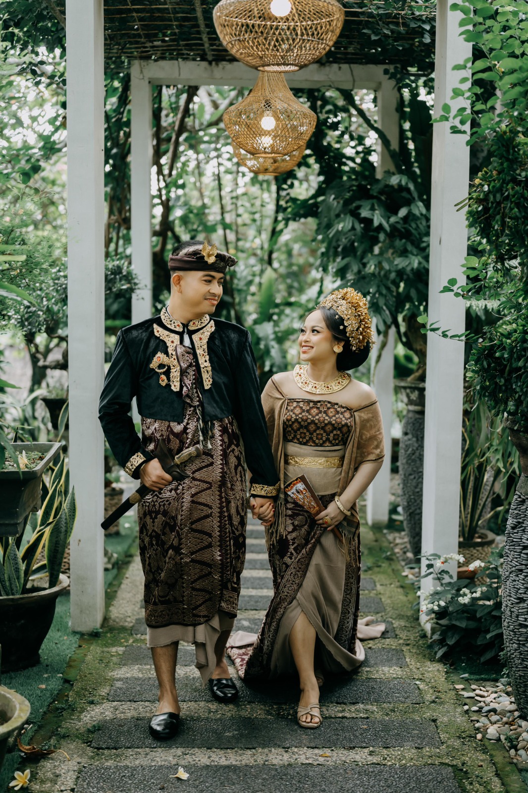 Raha & Diah 12