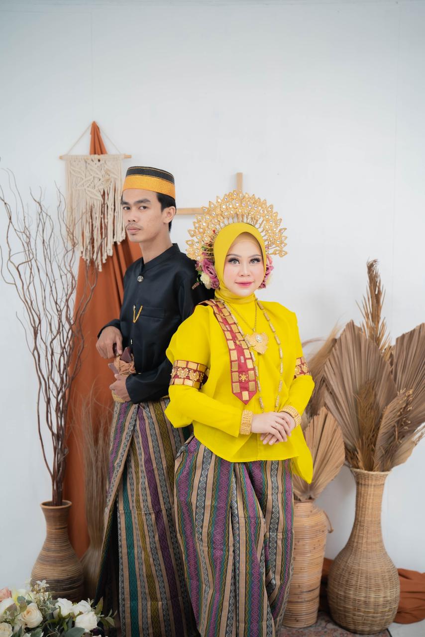 Tanti & Akmal 10