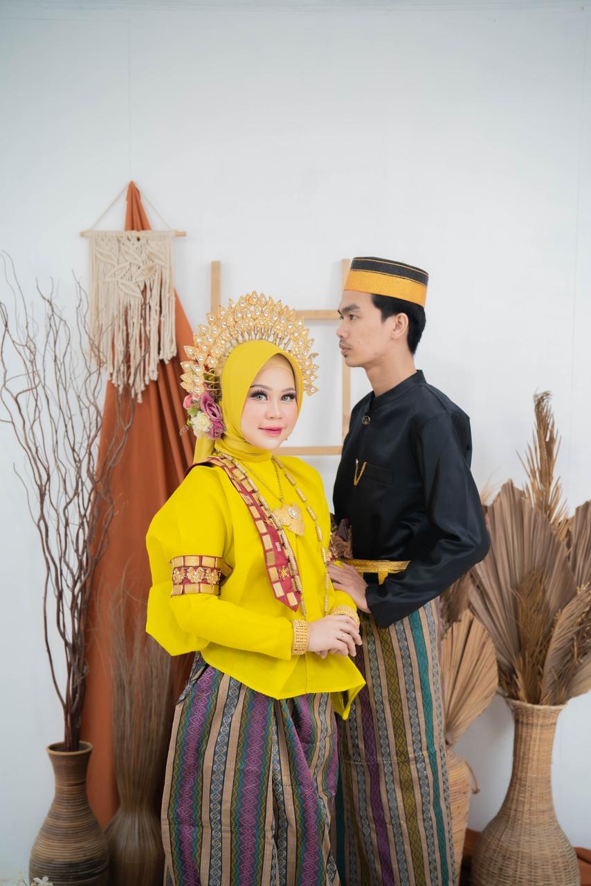 Tanti & Akmal 9