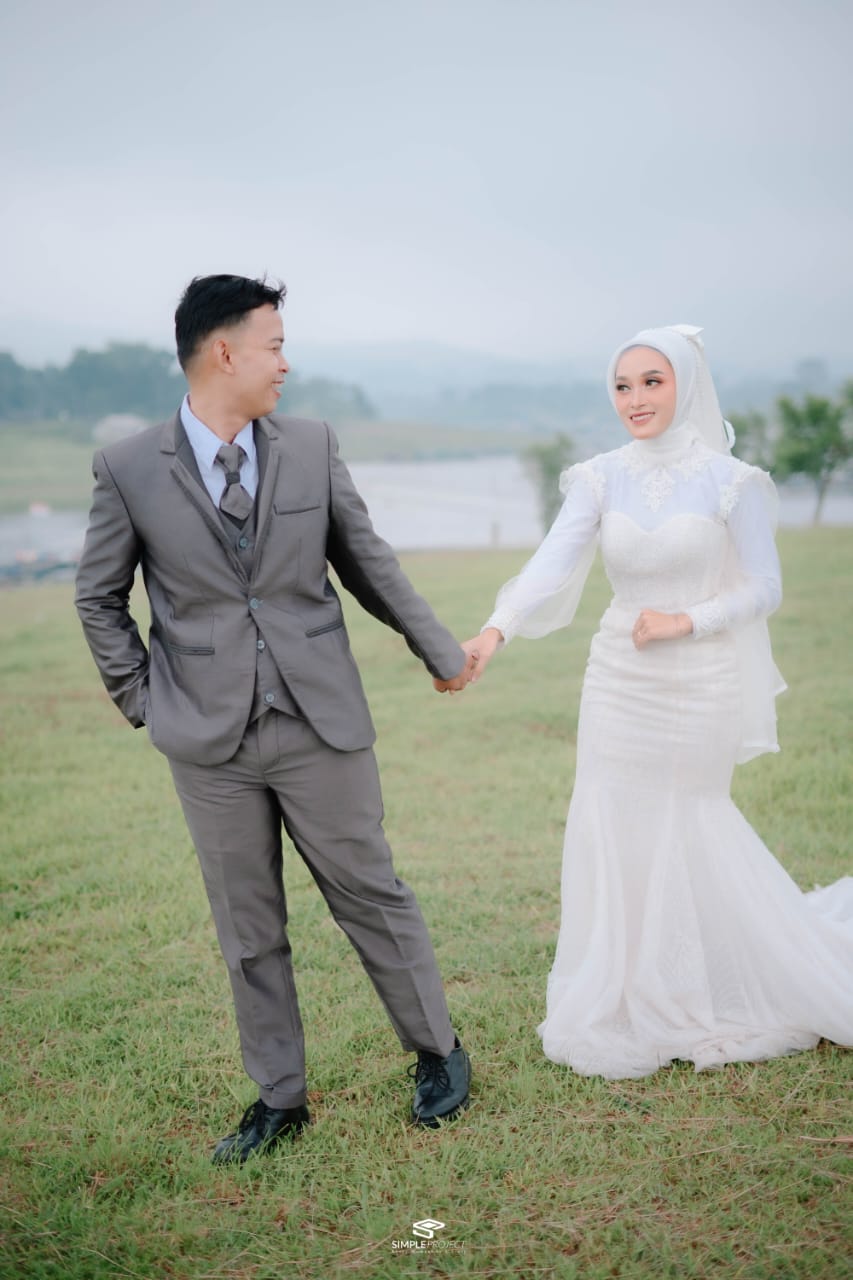 Ica & Adit 10