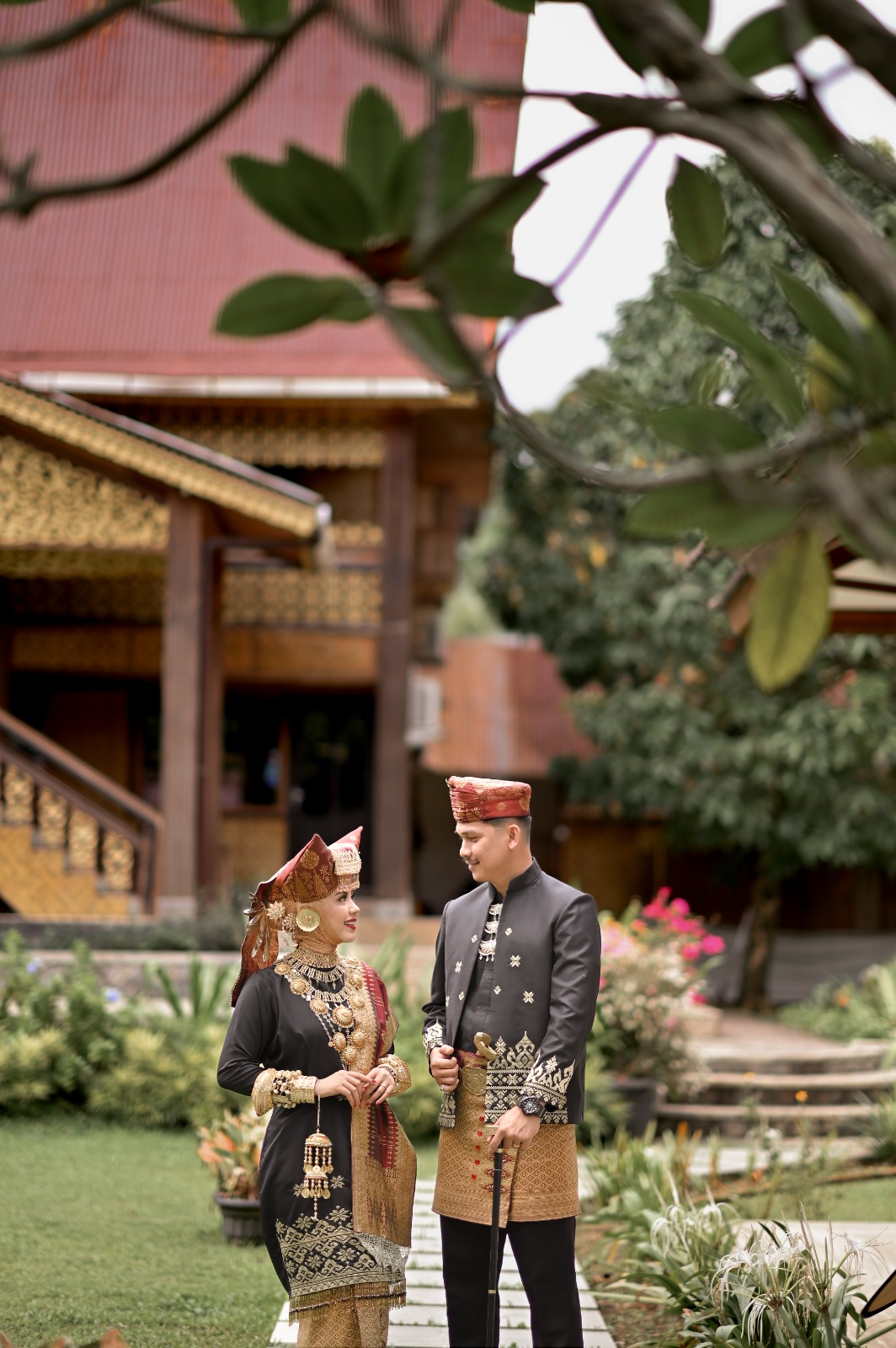 Ressy & Indra 13